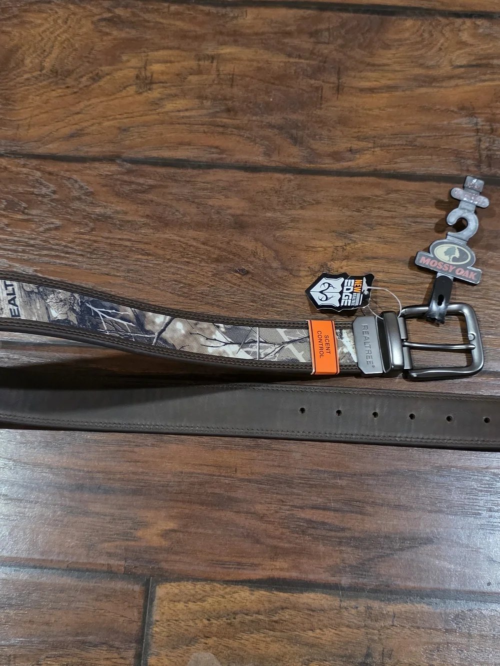 Mossy Oak Camouflage Leather Belt with Metal Buckle - Brown & Tan